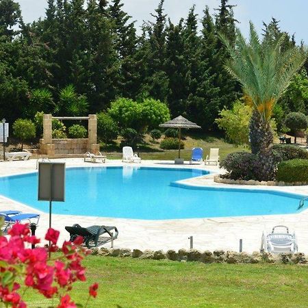 Limnaria Villas Sunny Garden Apartment Пафос Екстериор снимка